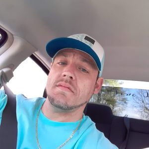 Meet your Posher, Thomas